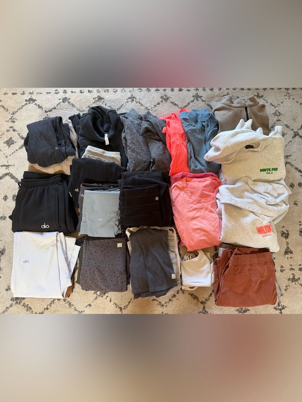 Alo Women’s Activewear Bundle - Mixed Colors